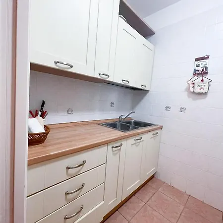 Apartman Poseidone - *